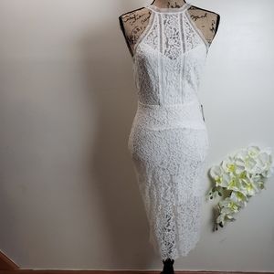 Express beautiful flower lace dress